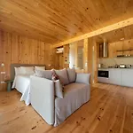 Apartamento De *