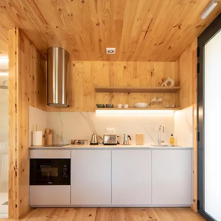 Apartment De *